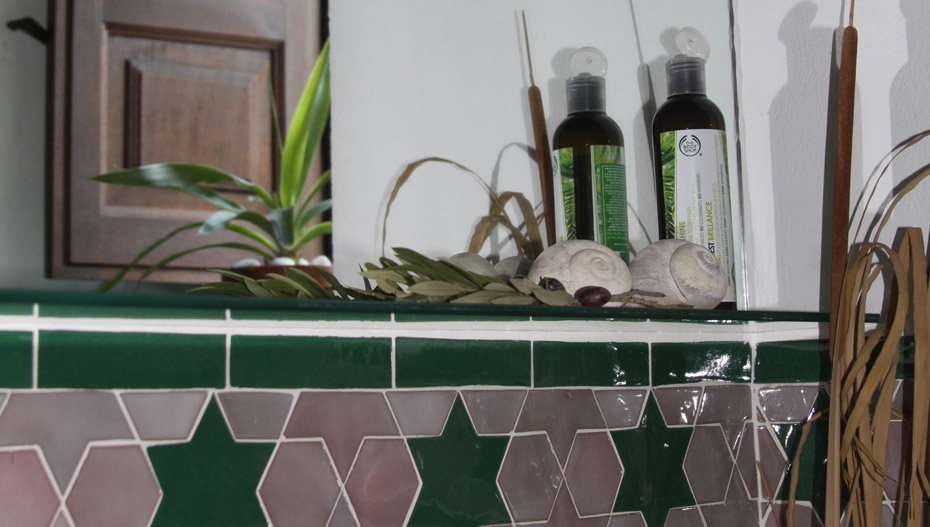 Fine tiling in the bathrooms